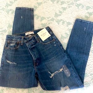 Abercrombie Curve Love Skinny High Rise Jean